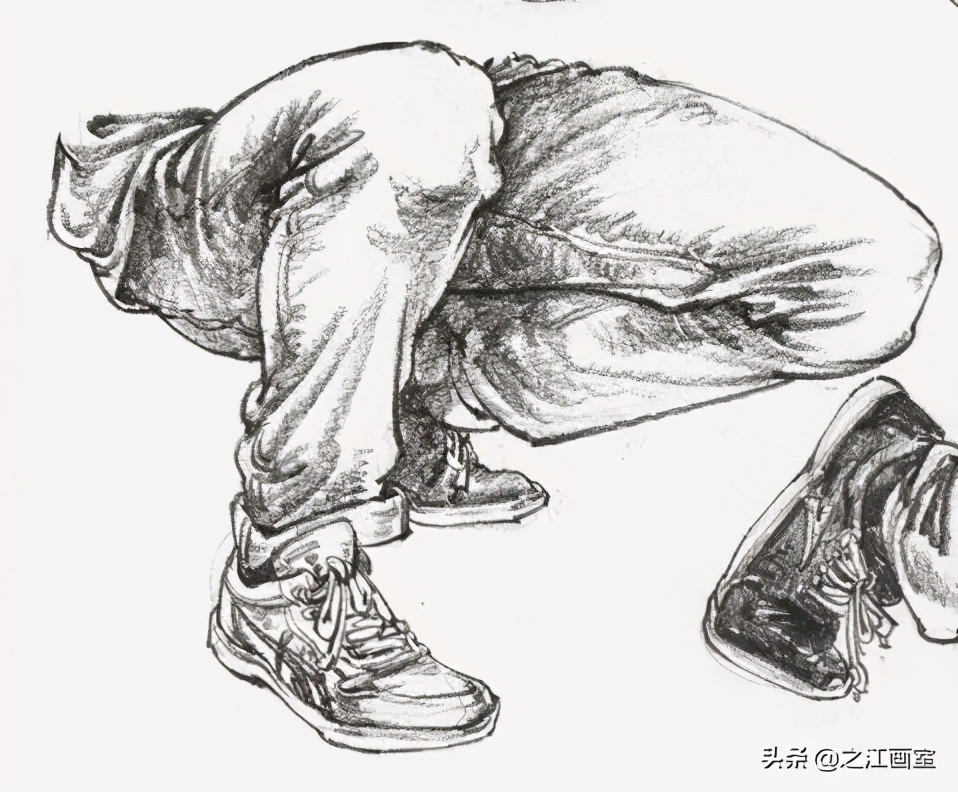 校考速写画人物(wù)，衣绉如何刻画？掌握技法，轻松画衣绉