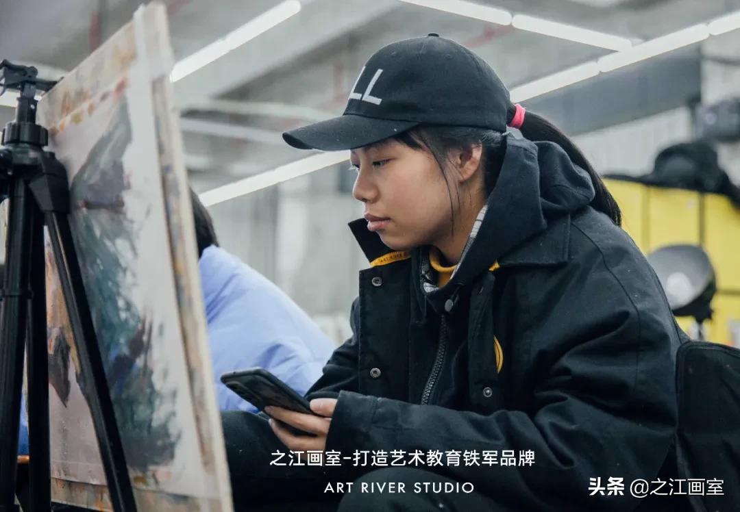 浙江省联考榜眼俞可(kě)鑫:志(zhì)在央美,最喜欢之江的课堂氛围
