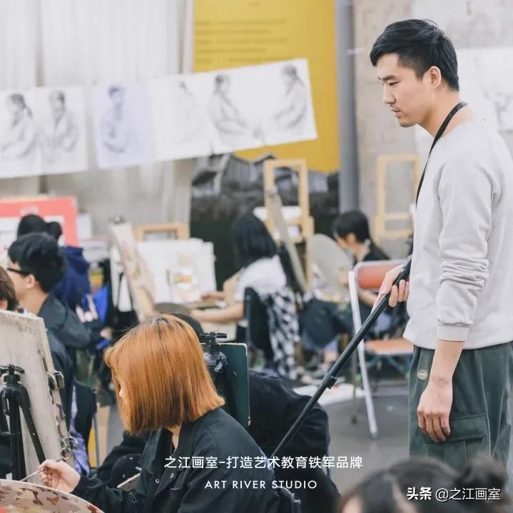 「永康六中」徐裔婷独白：从不學(xué)无术，到中國(guó)美院小(xiǎo)圈录取