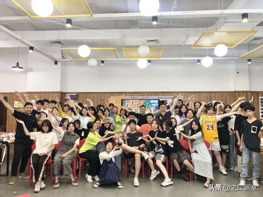中央民(mín)族大學(xué)全國(guó)状元王志(zhì):归功于之江央清校長(cháng)班的三位老师