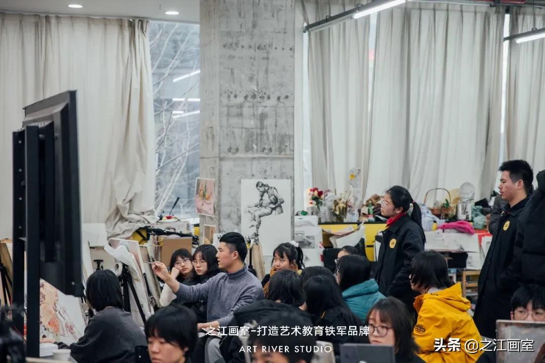 浙江省联考榜眼俞可(kě)鑫:志(zhì)在央美,最喜欢之江的课堂氛围